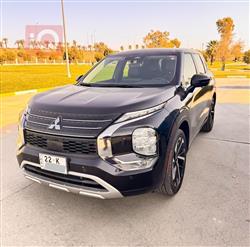 میتسوبیشی ئاوتلاندەر
